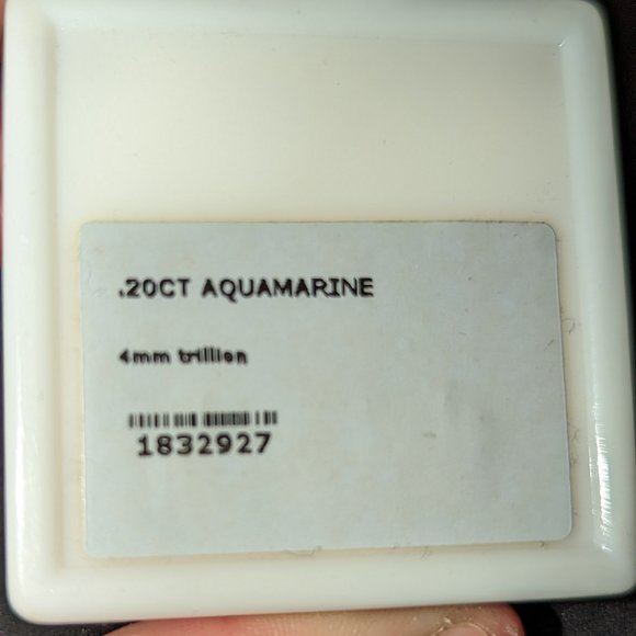 Large set of Aquamarine in Trilliant cuts loose gemstones - Picture 2 of 4